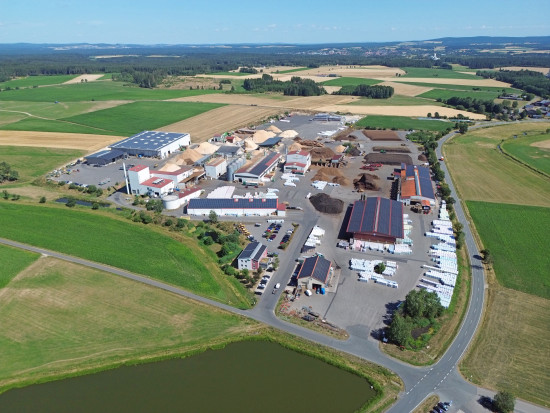 Über Photovoltaikanlagen und Biomasse-Kraftwerke werden die Ziegler-Produktionsstandorte nachhaltig mit Strom und Wärme versorgt.