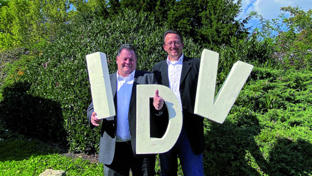 Frank Bodnariuk (v.l.) und Markus Horn bilden gemeinsam mit Bernd Bodnariuk (nicht im Bild) die IDV-Geschäftsführung.