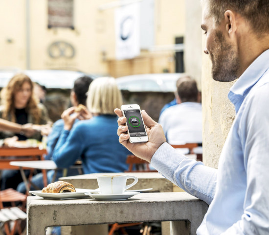 ... als auch die der mobilen, voll vernetzten Bevölkerungsgruppe erfüllen.
... als auch die der mobilen, voll vernetzten Bevölkerungsgruppe erfüllen.