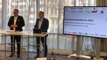 Turbulentes Jahr 2021 endet mit starkem Umsatzminus, bei stabilem Plus im Vergleich zu 2019