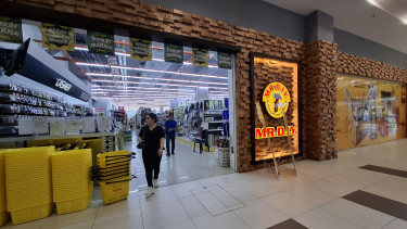 Mr. DIY will in die Tschechische Republik, nach Ungarn und Südafrika