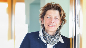 Bettina Hahn neue Produktmanagerin Holzbau