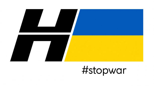 Der Baumarktbetreiber lässt heute an allen Standorten in Deutschland die ukrainische Flagge hissen. 