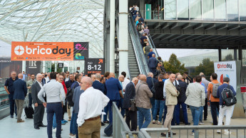 Bricoday wird „International“