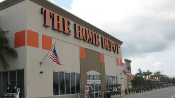 Home Depot legt zu, Lowe‘s tritt auf der Stelle