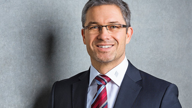 Sascha Groß wird neben Dr. Andreas Hettich und Jana Schönfeld drittes Mitglied der Hettich-Geschäftsleitung.