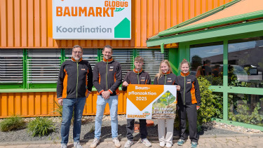 Globus-Azubis pflanzten 2.000 Bäume