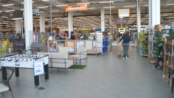 HDE-Konsumbarometer zeigt positiven Trend HDE-Konsumbarometer zeigt positiven Trend
