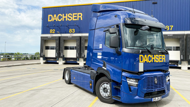 15 neue E-Trucks von Renault setzt Dachser auf den Straßen ein.