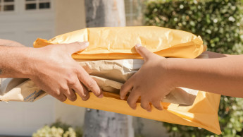 Hälfte der Online-Käufer behält Produkte