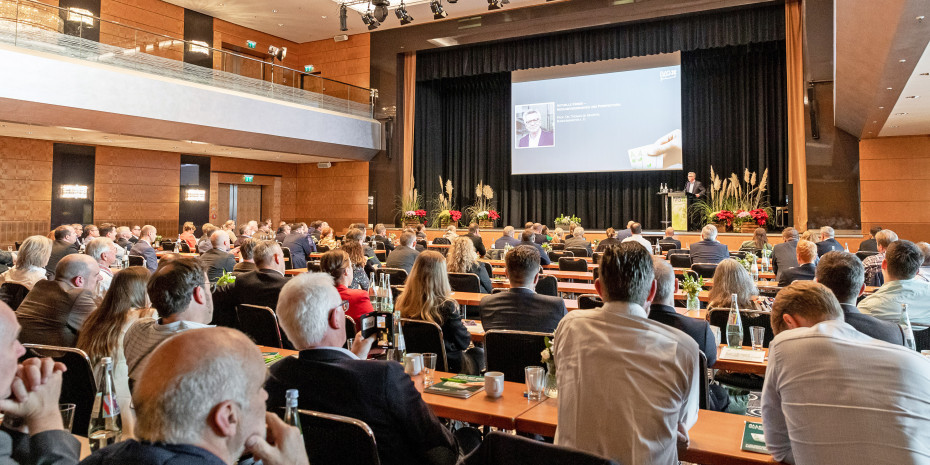 Rund 200 Besucher aus der Branche haben sich zum 13. IVG Forum Gartenmarkt in Düsseldorf versammelt.