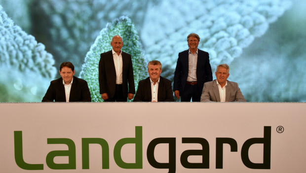 Vorstand und Aufsichtsräte (AR) der Landgard mit (v. l.) Carsten Bönig, Dirk Bader, Bert Schmitz (AR), Robert Sauer und Willi Andree (AR) bei der digitalen Vertreterversammlung 2021.