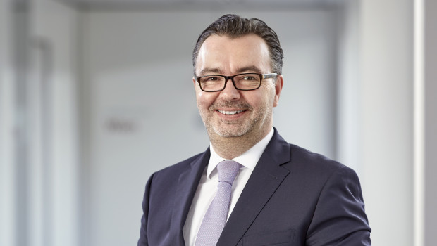 Compo-CEO Stephan Engster stellt die Übernahme von Störk auch in einen Zusammenhang mit der Strategie dezentraler regionaler Produktion.