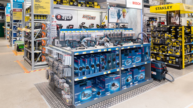 Für das Bosch-Blau-Sortiment hat Jumbo eine spezielle Präsentation entwickelt. Für das Bosch-Blau-Sortiment hat Jumbo eine spezielle Präsentation entwickelt.