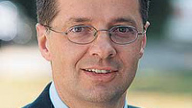 Repnik geht in den Möbelhandel