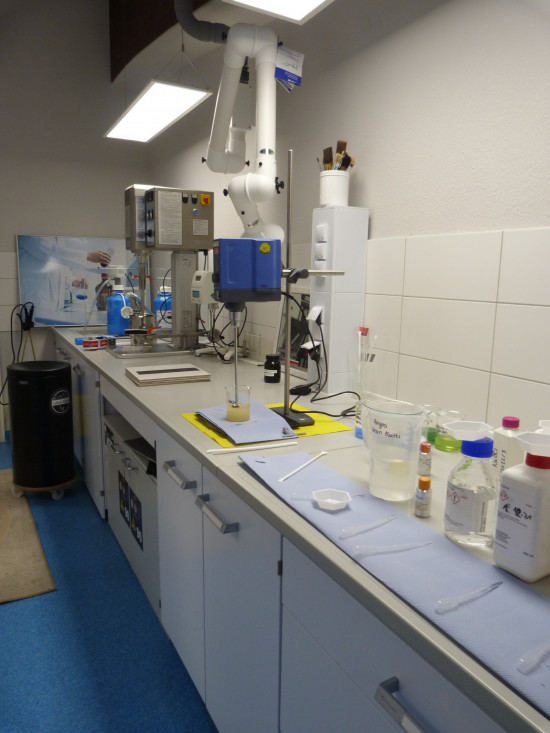 Der Anbieter entwickelt alle Produkte in seinem eigenen Labor am Unternehmensstandort in Brüggen am Niederrhein.