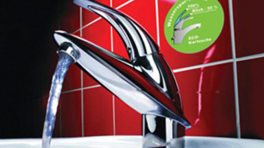 Innovative Wasserspar-Technik und modernes Design
