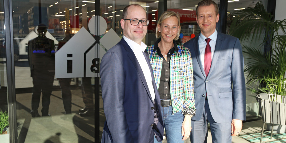 Einzelhandelsmeeting, Eurobaustoff, v.l. Peter Abraham, Sabine Rendler-Fies, Torsten Hamann