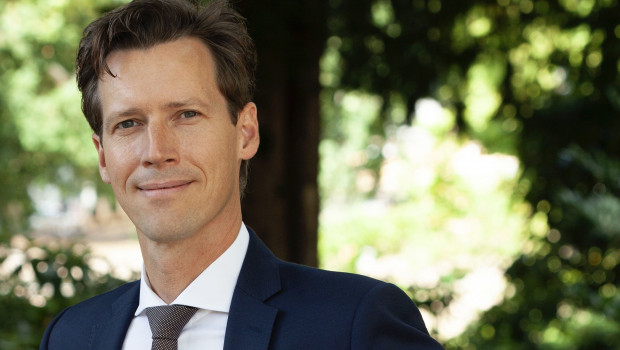 Der heute 47-Jährige arbeitete von 2000 bis 2019 bei den Industrie- und Handelskammern. Der heute 47-Jährige arbeitete von 2000 bis 2019 bei den Industrie- und Handelskammern.