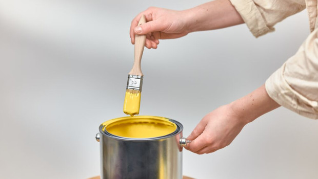 Akzo Nobel bietet eine Vielzahl unterschiedlicher Farben-Marken. 