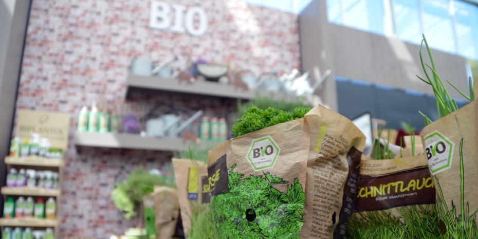 Bioprodukte haben ihren festen Platz im Sortiment von Baumärkten und Gartencentern.
