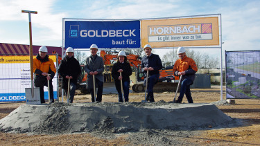Hornbach treibt den Ausbau des neuen Logistikzentrums voran