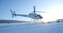 Neuhofer Holz lässt Kunden im Helikopter einfliegen