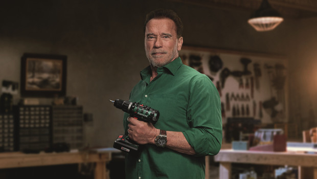 Der ehemalige Gouverneur und aktive Schauspieler Arnold Schwarzenegger wirbt für Parkside.