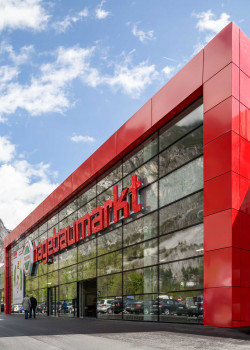 Aktuell betreiben österreichische Unternehmer 45 Hagebaumärkte in ihrem Land. Aktuell betreiben österreichische Unternehmer 45 Hagebaumärkte in ihrem Land.