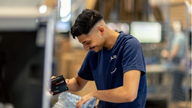 Das zuständige Logistikzentrum sitzt in Deutschland. 