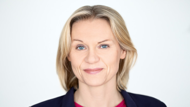Dr. Urszula Nartowska ist Chief People and Organizational Development Officer bei Obi. Sie sagt: "Bessere Vereinbarkeit von Familie und Beruf bedeutet auch: gerechtere Karrierechancen für alle." Dr. Urszula Nartowska ist Chief People and Organizational Development Officer bei Obi. Sie sagt: "Bessere Vereinbarkeit von Familie und Beruf bedeutet auch: gerechtere Karrierechancen für alle."