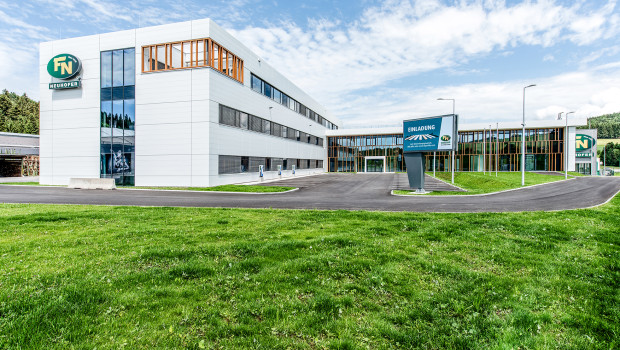 Neues Bürogebäude bei FN Neuhofer in Zell am Moos.