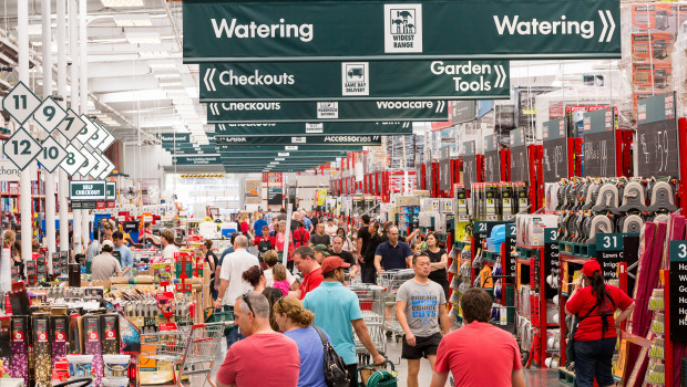 Bunnings hatte zum Stichtag 274 Baumärkte im Warehouse-Format, 68 kleinere Märkte sowie 30 Baustoffhandlungen.