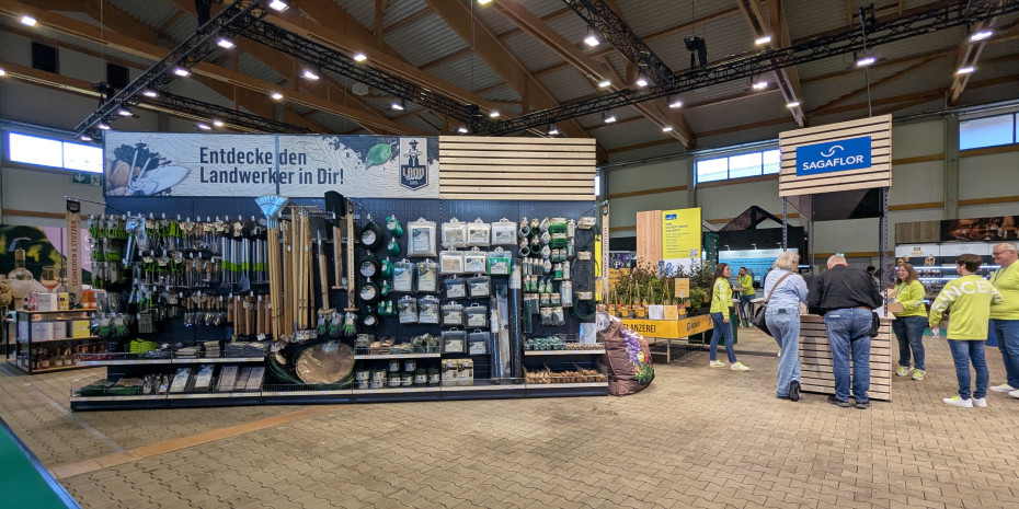 Die Eigenmarke Landwerker wurde im Lauf der Jahre von vier Regalmetern auf mittlerweile zwölf Einheiten ausgeweitet. Die Eigenmarke Landwerker wurde im Lauf der Jahre von vier Regalmetern auf mittlerweile zwölf Einheiten ausgeweitet.