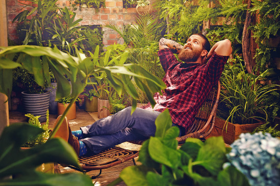 Die Automatisierung von Aufgaben im Garten spart Zeit – Zeit, die zum Entspannen und zum Genießen der Natur genutzt werden kann. Die Automatisierung von Aufgaben im Garten spart Zeit – Zeit, die zum Entspannen und zum Genießen der Natur genutzt werden kann.