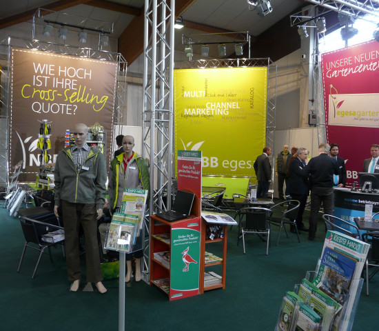 Die veranstaltenden Fachhandelskooperationen – hier der Stand der Egesa-Zookauf – informieren ihre Mitglieder in Kassel über neue Leistungen und Konzepte der Zentralen. Die veranstaltenden Fachhandelskooperationen – hier der Stand der Egesa-Zookauf – informieren ihre Mitglieder in Kassel über neue Leistungen und Konzepte der Zentralen.