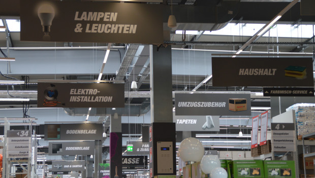 Toom hat einige Produkte im Sortiment, mit denen sich Energie sparen lässt, zum Beispiel neuartige Steckdosenleisten oder LED-Beleuchtung. 