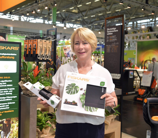 „Urban Gardening bringt andere Herausforderungen mit sich“, erklärt Barbara Rossmann, Marketing Lead Fiskars Gardening DACH, den Gedanken hinter der dem neuen Urban Gardening-Sortiment von Fiskars…