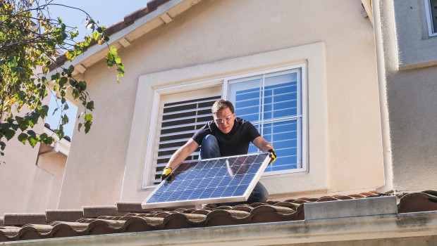 Die Nachfrage nach den kleinen Solarkraftwerken war im vergangenen Jahr sehr groß. 