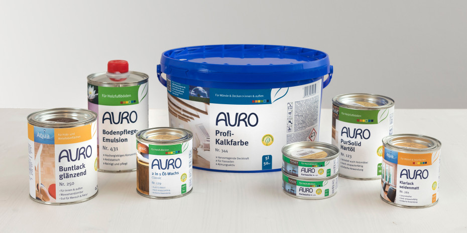 Vielseitiges Sortiment: Bei seinen Naturfarben und Pflegemitteln verzichtet Auro auf Stoffe, die nicht aus pflanzlichen oder mineralischen Quellen stammen.  