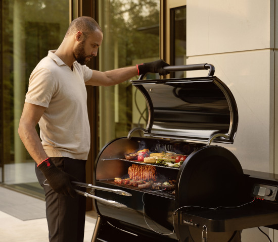 Neu ist auch der Pellet-Grill-Ofen Smoke Fire. Hierzu hat der Anbieter eine eigene, sogenannte Grill-Bibel herausgebracht. 