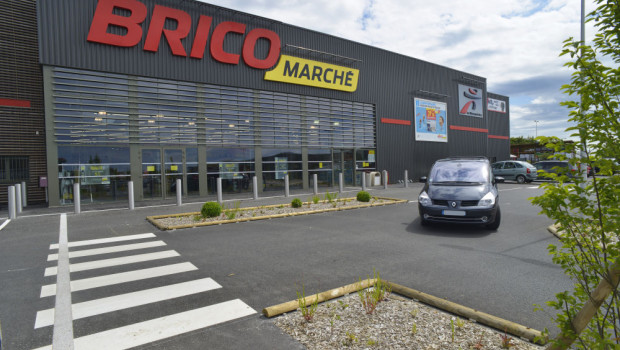 Die Gruppe „Les Mousquetaires“, mit ihren beiden Marken Bricomarché und Brico Cash viertgrößter Betreiber von Baumärkten in Frankreich, will ihren Wettbewerber Bricorama übernehmen.
