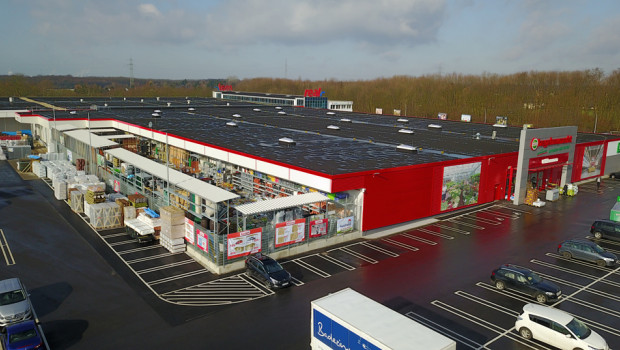 Ein Gartencenter mit rund 1.000 m² Verkaufsfläche hat der Hagebaumarkt in Ratingen-Breitscheid bekommen. Ein Gartencenter mit rund 1.000 m² Verkaufsfläche hat der Hagebaumarkt in Ratingen-Breitscheid bekommen.
