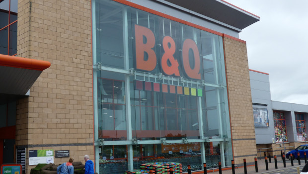 B&Q ist die Hauptvertriebslinie von Kingfisher in Großbritannien und Irland. Ihr flächenbereinigter Umsatz ist 2020/2021 um 13 Prozent gestiegen.