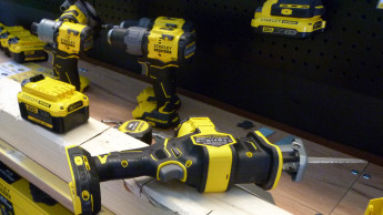 Stanley erweitert Sponsoring im europäischen Fußball Stanley erweitert Sponsoring im europäischen Fußball