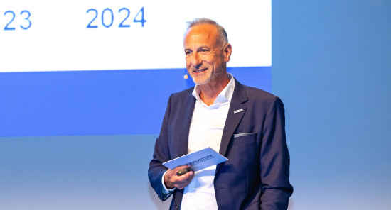 Dr. Eckard Kern sieht positive Indikatoren für die Zukunft. Dr. Eckard Kern sieht positive Indikatoren für die Zukunft.