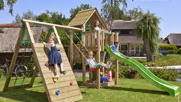 Jungle Gym und BM Massivholz werden künftig im Bereich Spielgeräte kooperieren.