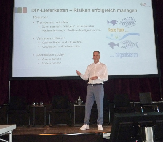 Keine Panik, unterstreicht Markus Schering – wenn man sich zusammentut, lassen sich Herausforderungen besser meistern. Keine Panik, unterstreicht Markus Schering – wenn man sich zusammentut, lassen sich Herausforderungen besser meistern.
