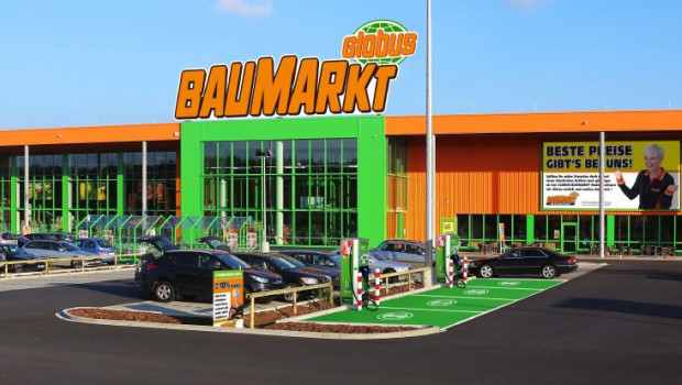Baumarkt-Kunden können künftig während des Einkaufs ihr E-Auto aufladen. Baumarkt-Kunden können künftig während des Einkaufs ihr E-Auto aufladen.