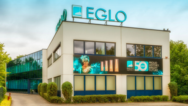 Über die Initiative „EGLO hilft“ gingen 10.000 Euro an Hochwasser-Stiftungen aus der Region rund um den Firmensitz in Arnsberg. 